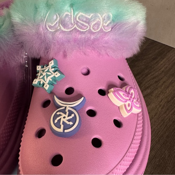 AESPA X CROCS STOMP LINED CLOG Size 8 - Picture 9 of 12
